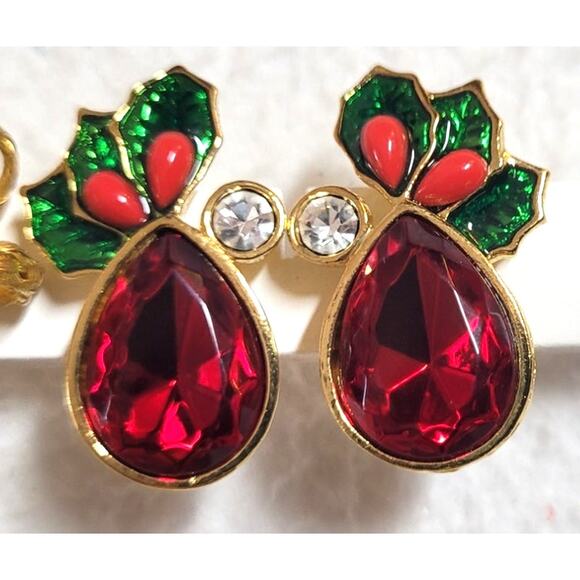 Vtg Christmas Clip On Earrings Lot Goldtone Red Green Holly Ivy Bow Xmas Holiday - Picture 3 of 5